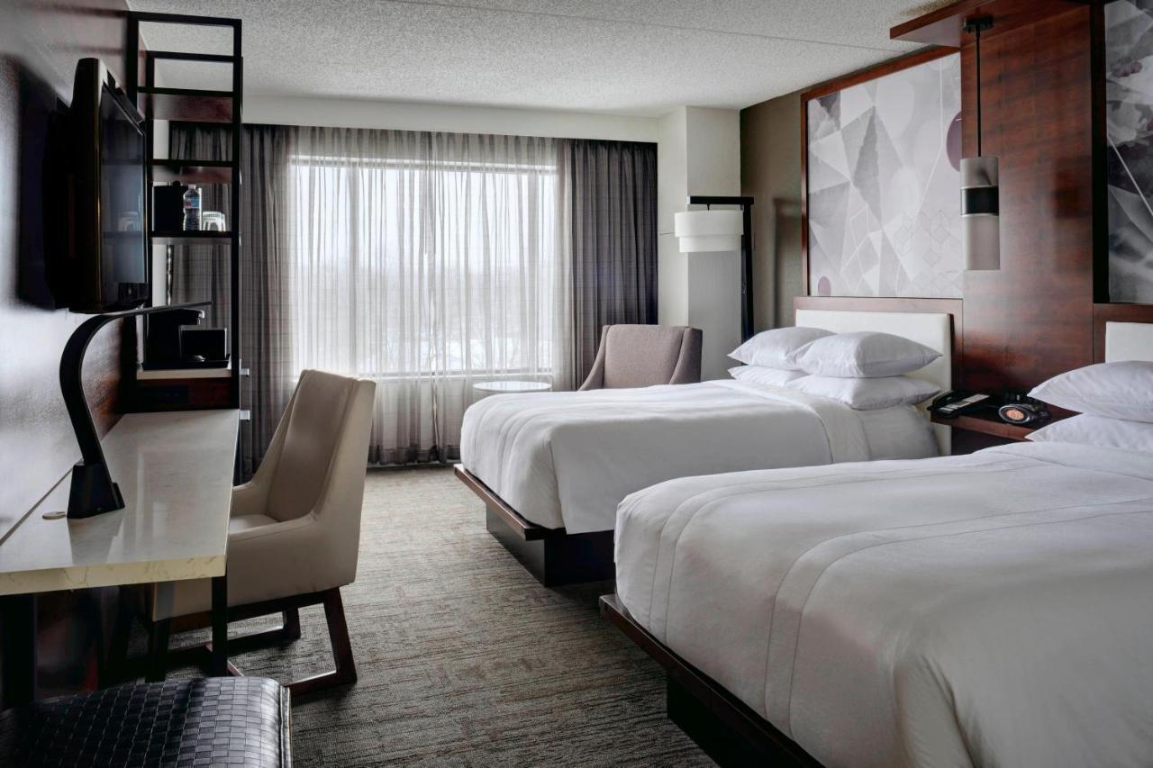 Marriott East Lansing At University Place Exterior photo