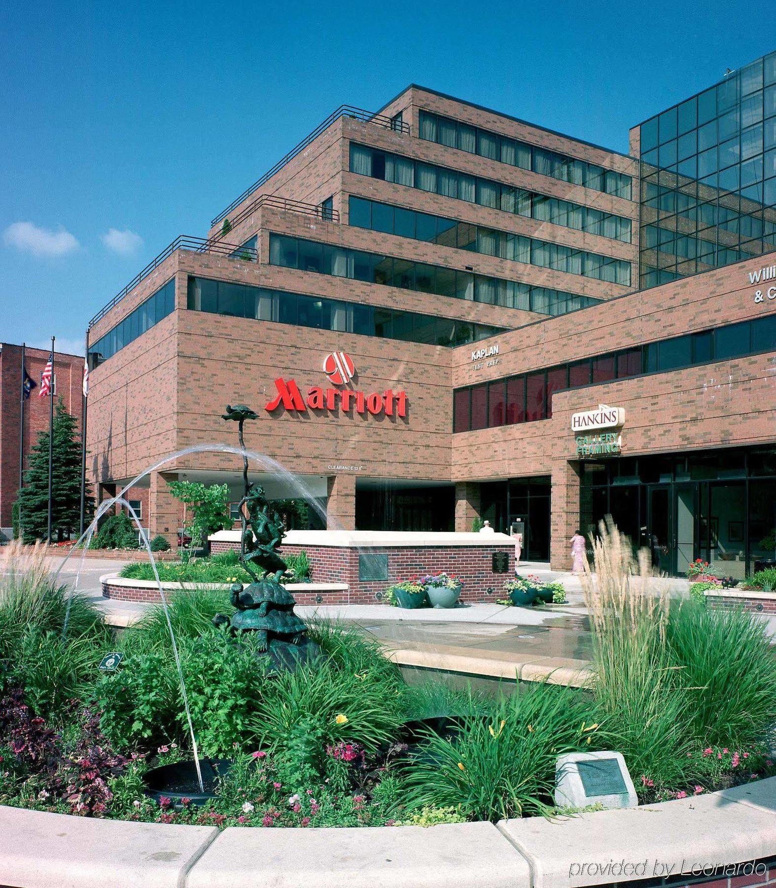 Marriott East Lansing At University Place Exterior photo