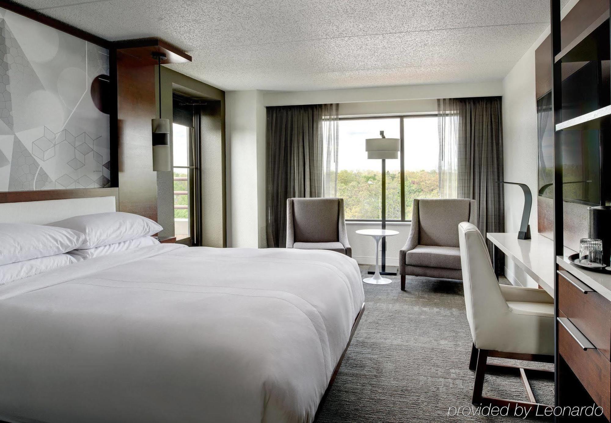 Marriott East Lansing At University Place Exterior photo